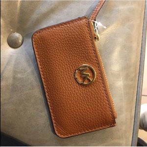 Michael Khors wristlet